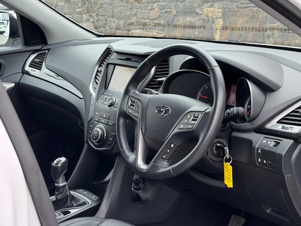 Used Hyundai Santa Fe 2013 for sale - 76161102: Photo 11