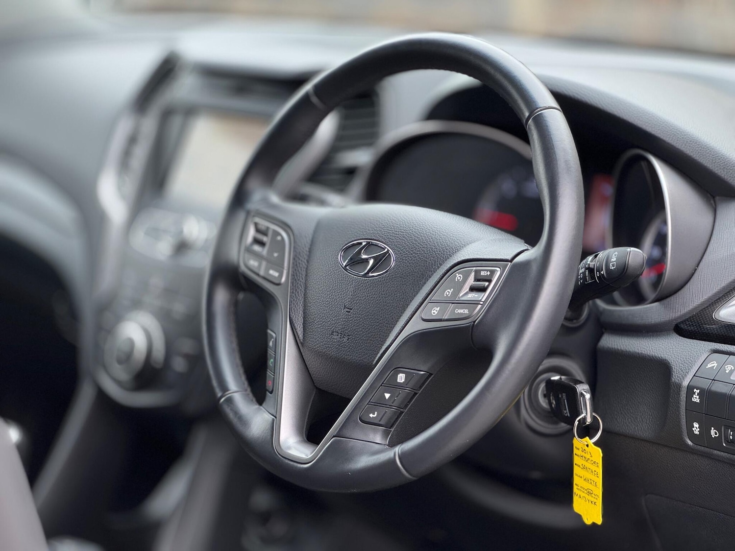 Used Hyundai Santa Fe 2013 for sale - 76161102: Photo 12