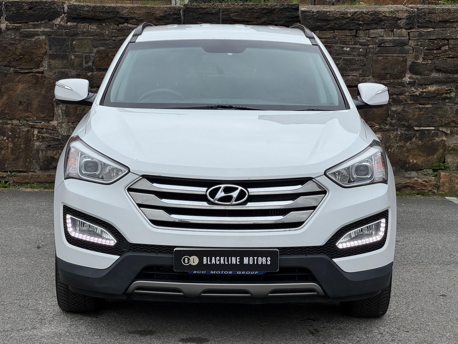 Used Hyundai Santa Fe 2013 for sale - 76161102: Photo 2