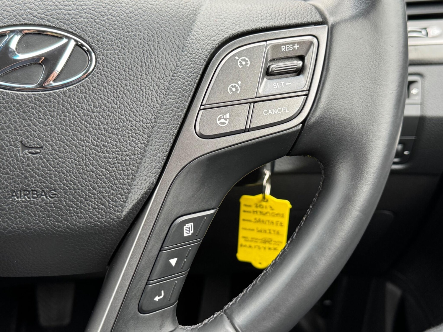 Used Hyundai Santa Fe 2013 for sale - 76161102: Photo 24