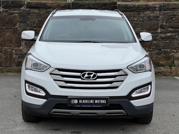 Used Hyundai Santa Fe 2013 for sale - 76161102: Photo 2