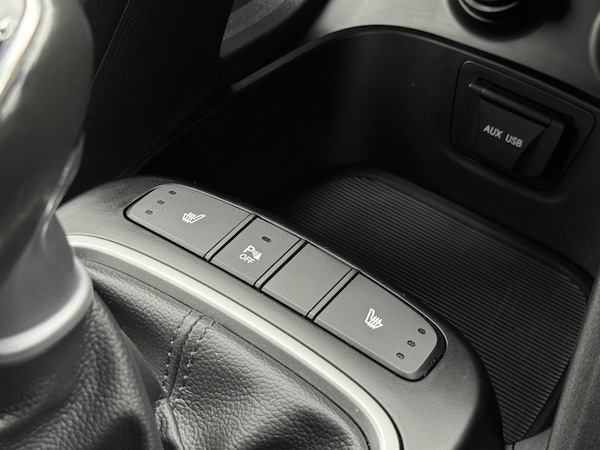 Used Hyundai Santa Fe 2013 for sale - 76161102: Photo 35
