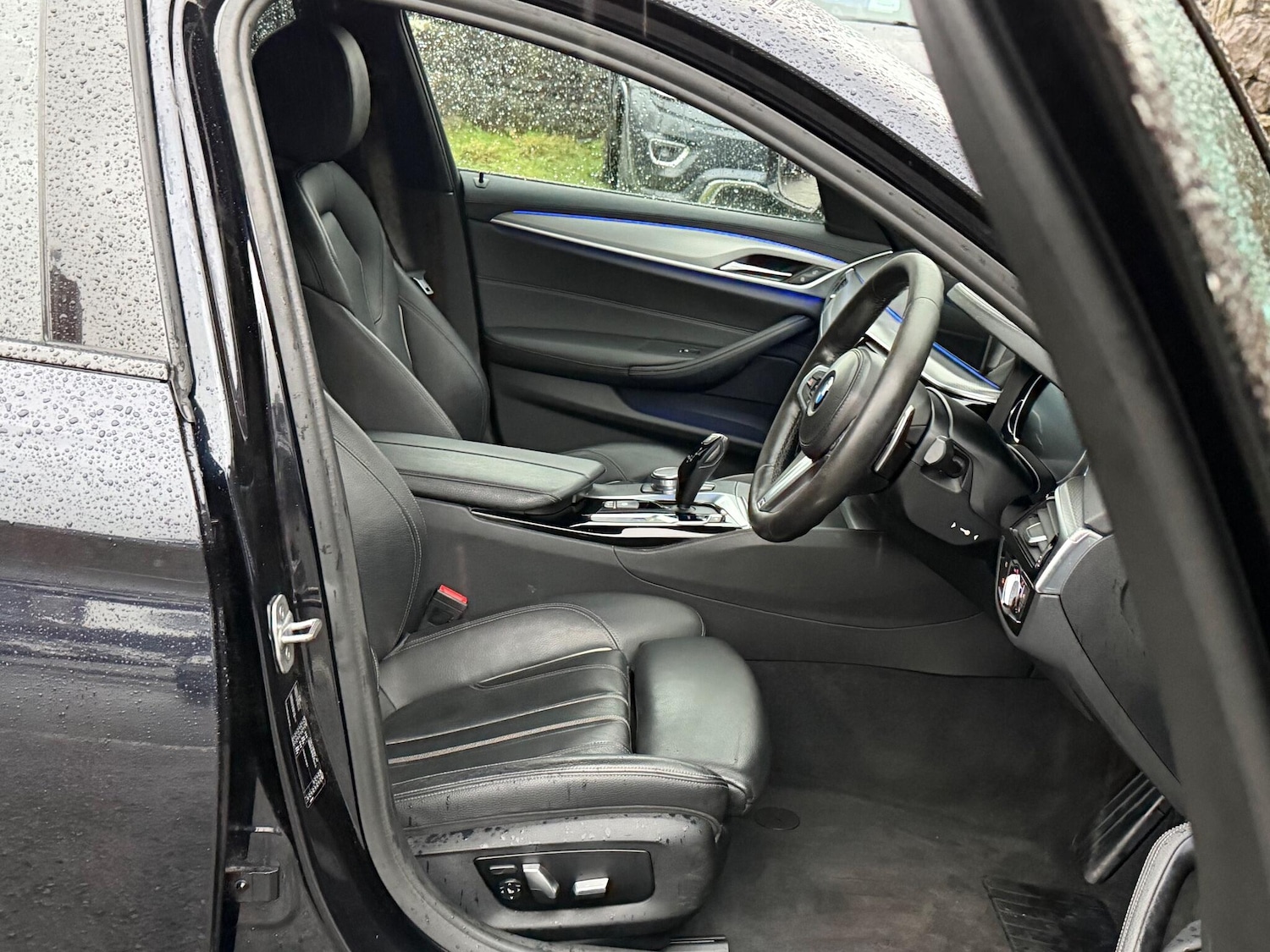 Used BMW 5 Series 2017 for sale - 76800903: Photo 15