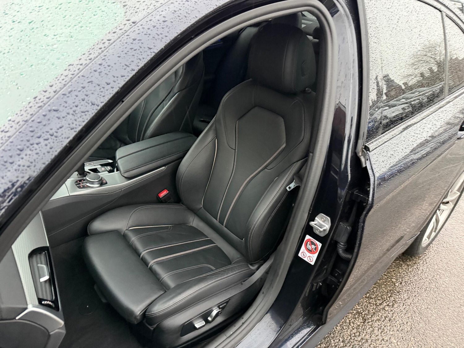 Used BMW 5 Series 2017 for sale - 76800903: Photo 18