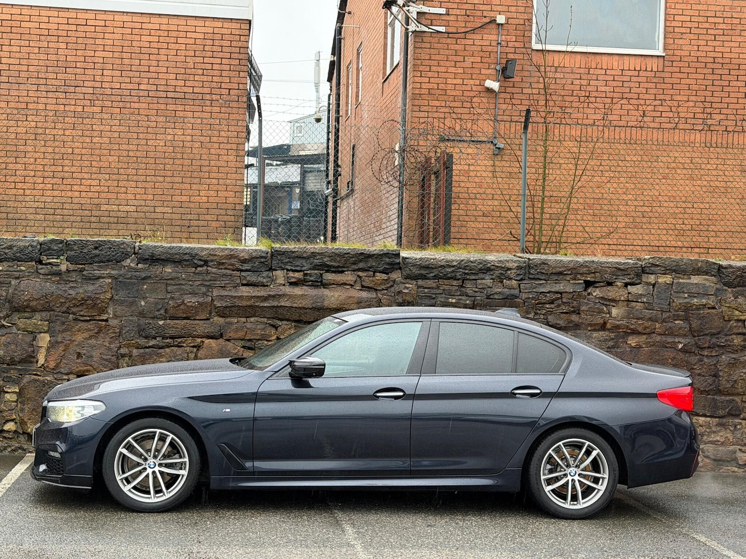 Used BMW 5 Series 2017 for sale - 76800903: Photo 4