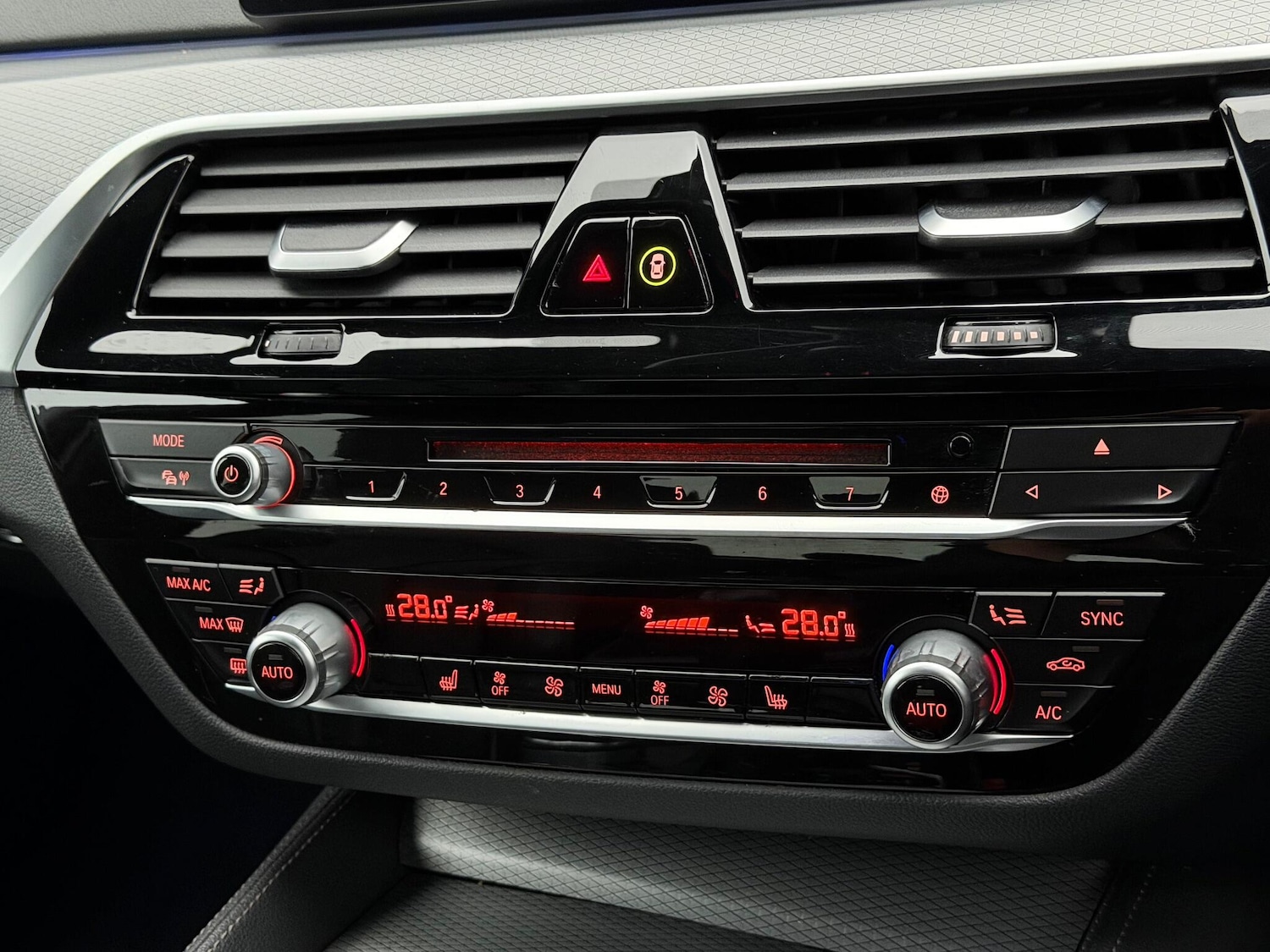 Used BMW 5 Series 2017 for sale - 76800903: Photo 40