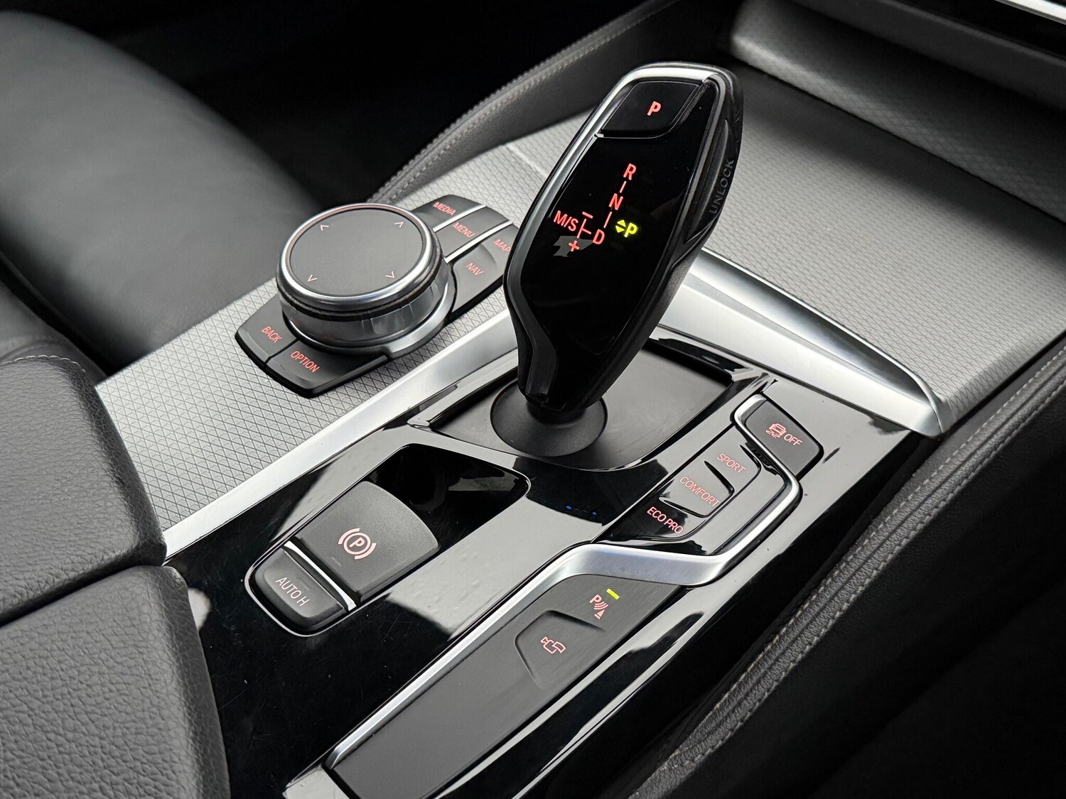 Used BMW 5 Series 2017 for sale - 76800903: Photo 44