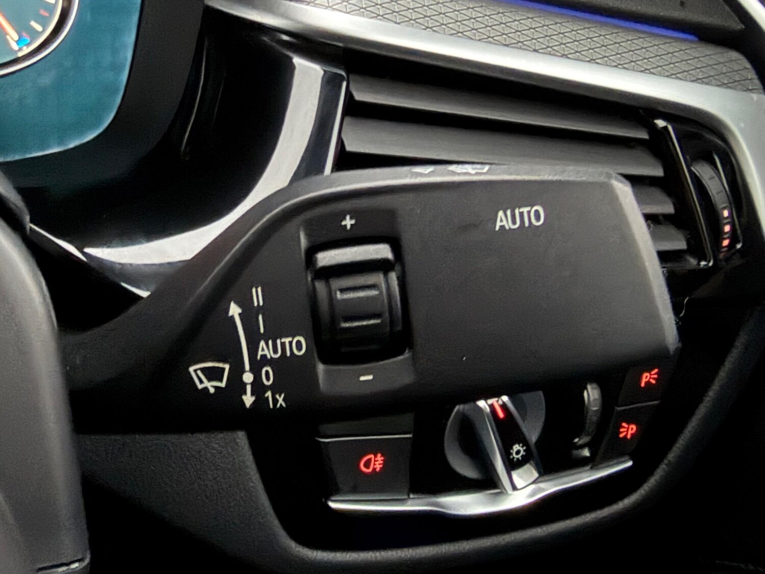 Used BMW 5 Series 2017 for sale - 76800903: Photo 58