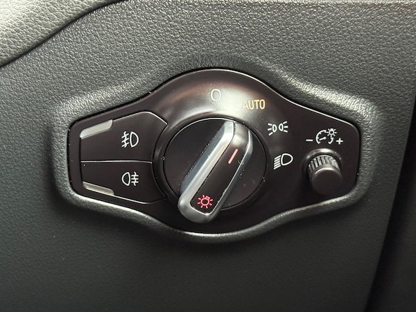 Used Audi SQ5 2015 for sale - 76294776: Photo 46