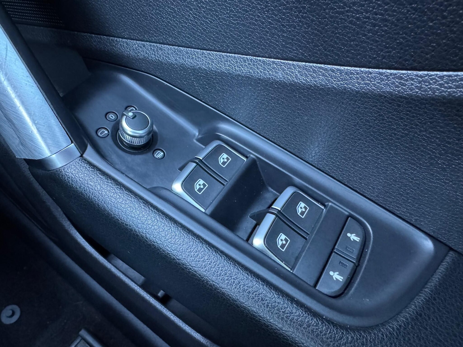 Used Audi Q2 2017 for sale - 76989066: Photo 44