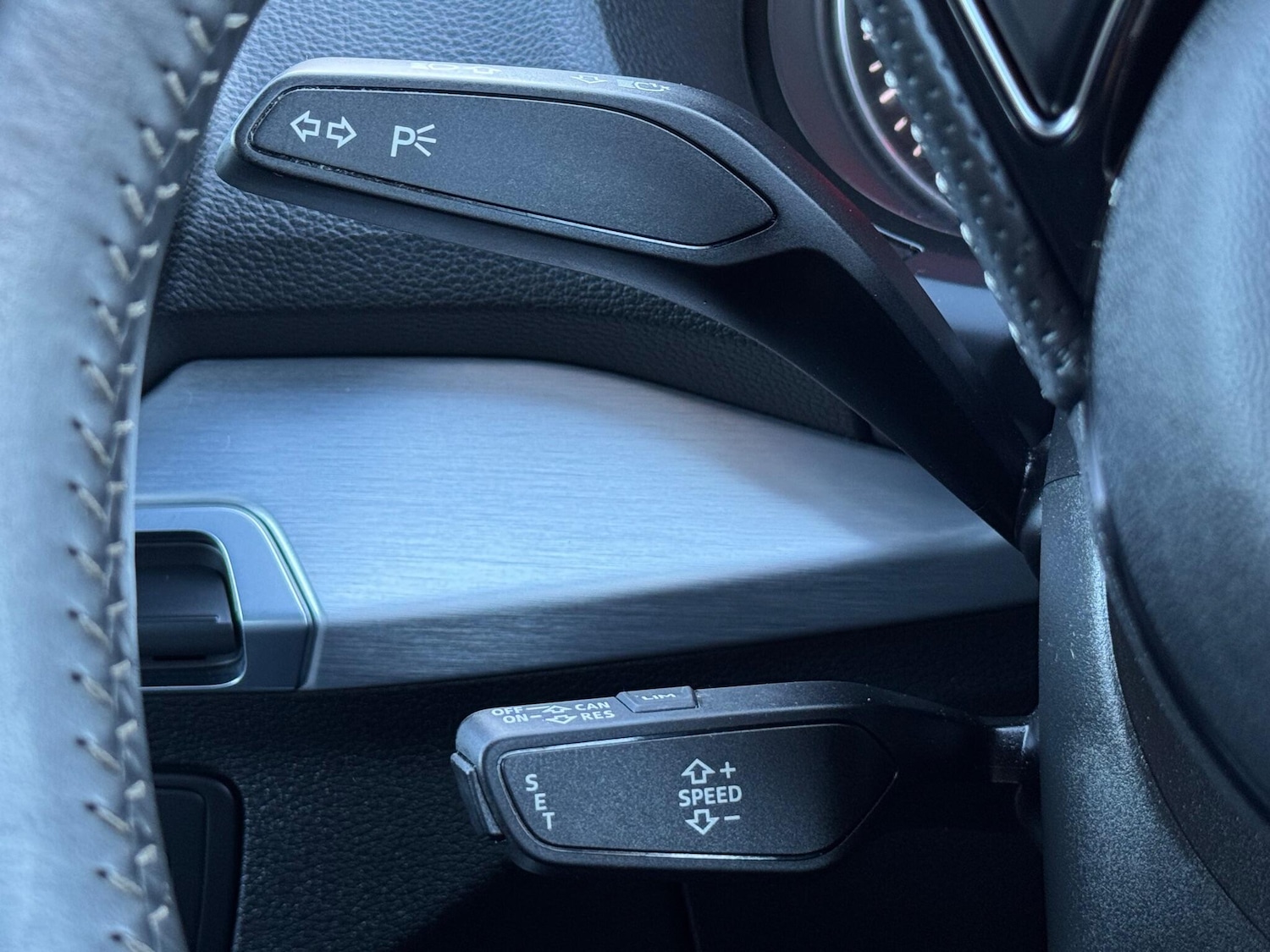 Used Audi Q2 2017 for sale - 76989066: Photo 51