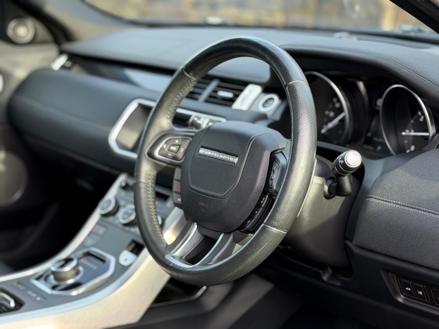 Used Land Rover Range Rover Evoque 2017 for sale - 77131330: Photo 12