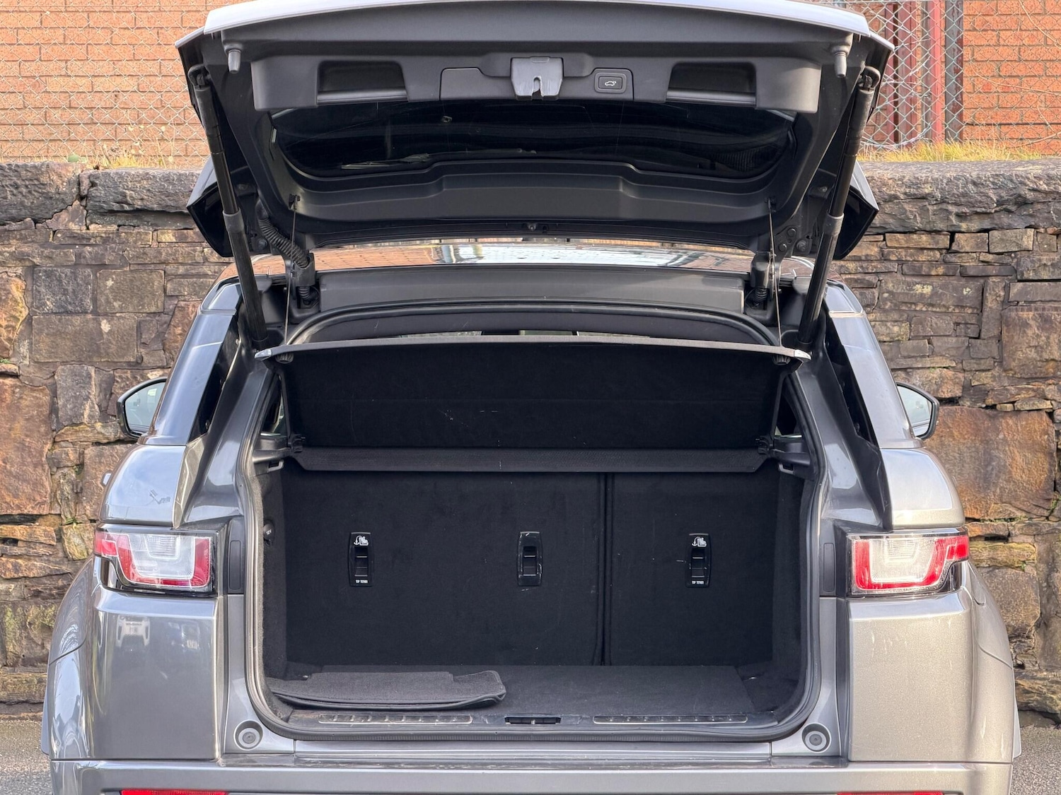 Used Land Rover Range Rover Evoque 2017 for sale - 77131330: Photo 21