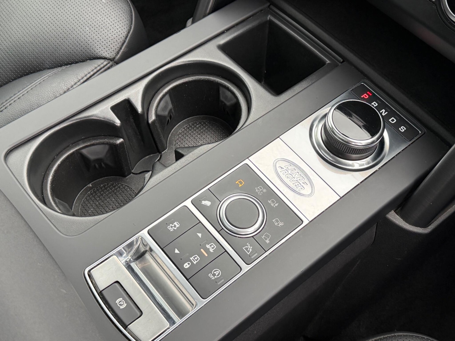 Used Land Rover Discovery 2020 for sale - 77278802: Photo 40