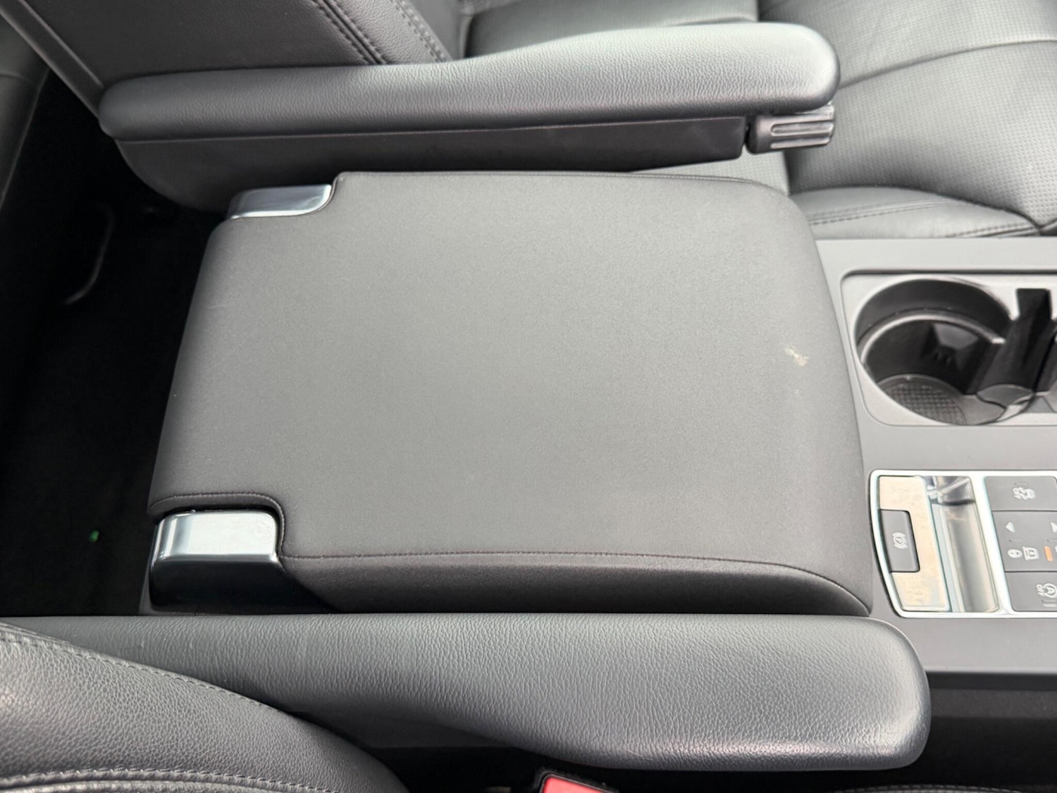 Used Land Rover Discovery 2020 for sale - 77278802: Photo 44