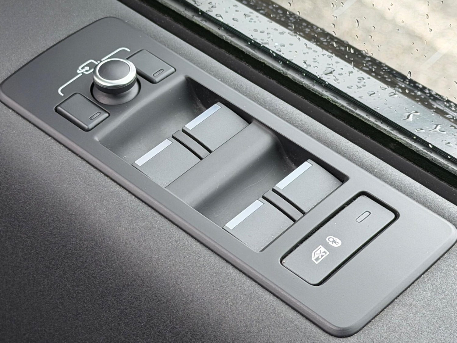 Used Land Rover Discovery 2020 for sale - 77278802: Photo 49