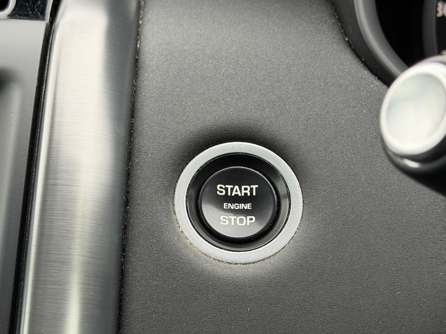 Used Land Rover Discovery 2020 for sale - 77278802: Photo 51