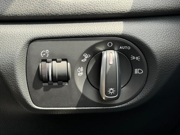 Used Audi Q3 2016 for sale - 76161088: Photo 43