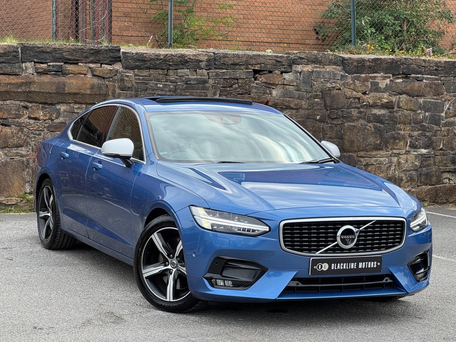 Used Volvo S90 2018 for sale - 76160978: Photo 1
