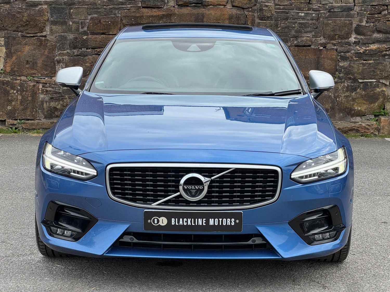 Used Volvo S90 2018 for sale - 76160978: Photo 2