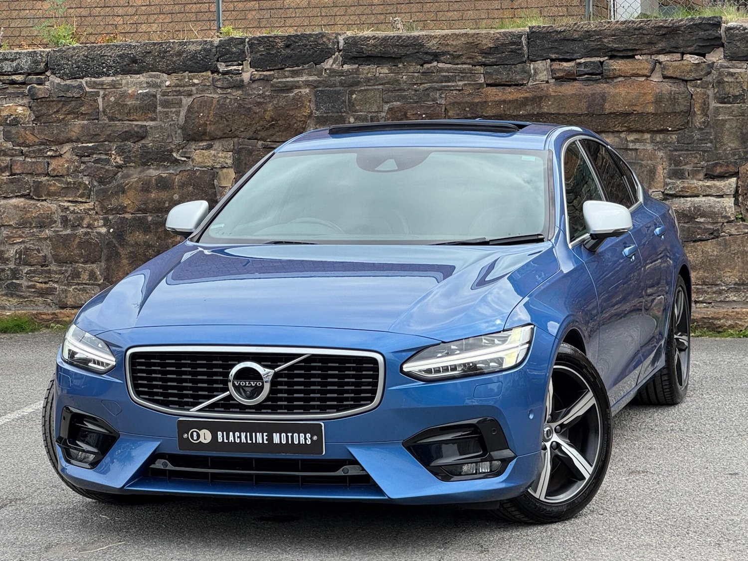 Used Volvo S90 2018 for sale - 76160978: Photo 3