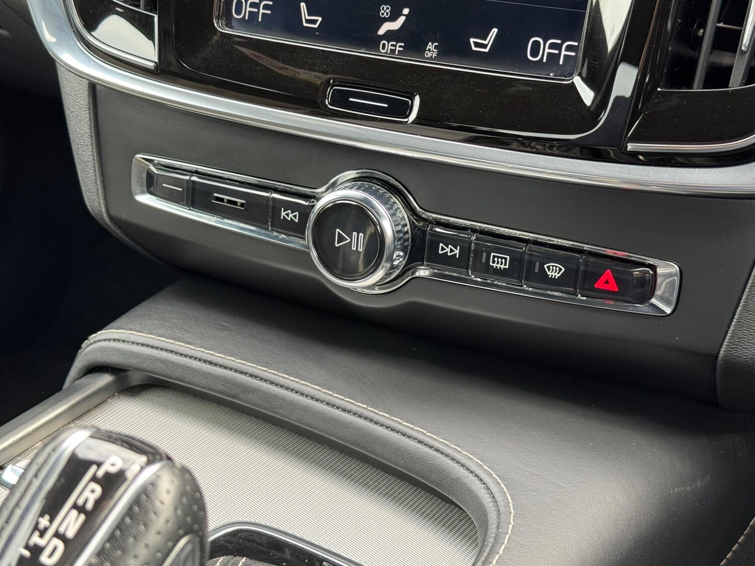 Used Volvo S90 2018 for sale - 76160978: Photo 39
