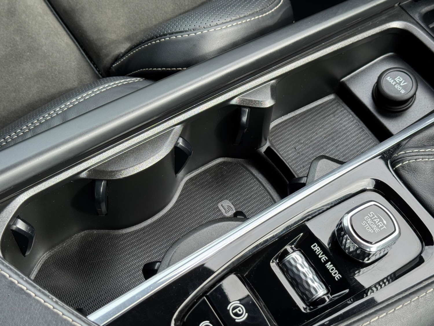 Used Volvo S90 2018 for sale - 76160978: Photo 44