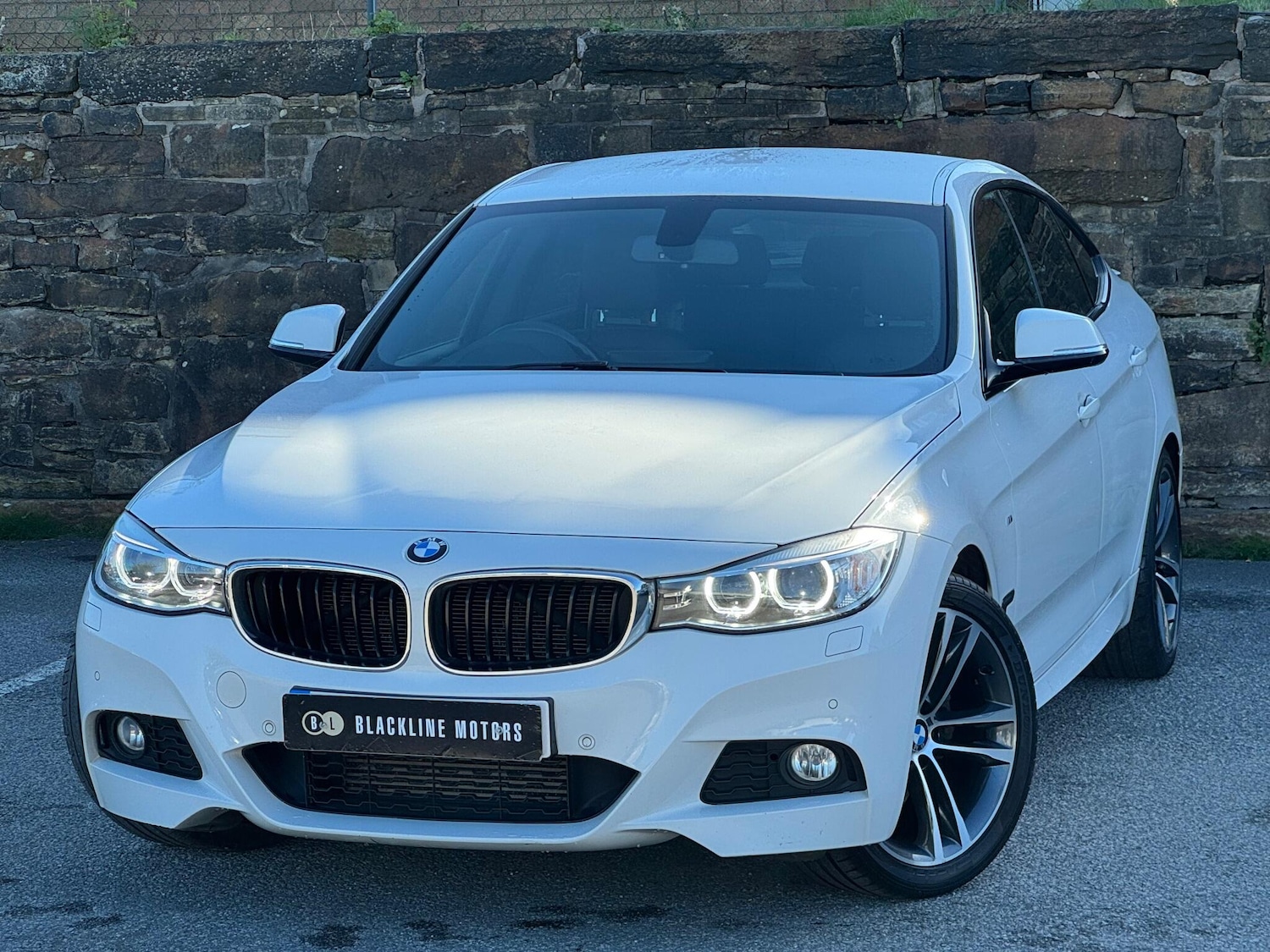 Used BMW 3 Series Gran Turismo 2014 for sale - 76160977: Photo 3