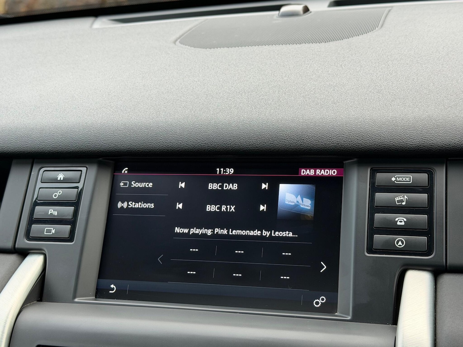 Used Land Rover Discovery Sport 2018 for sale - 77156170: Photo 30