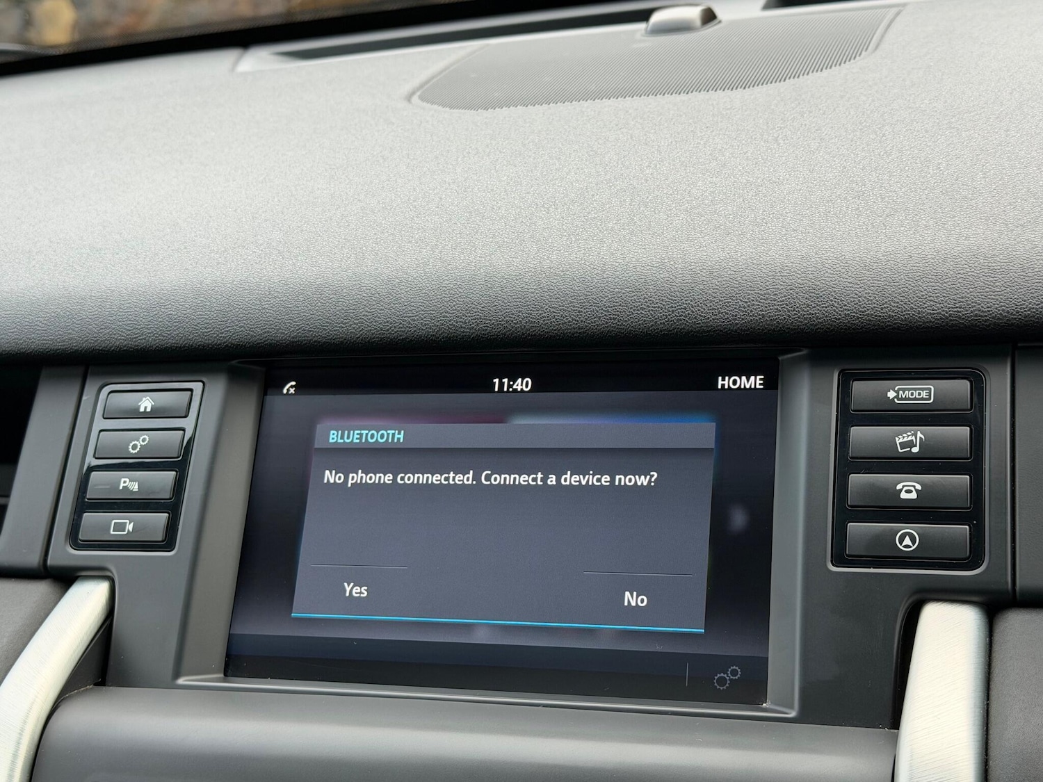 Used Land Rover Discovery Sport 2018 for sale - 77156170: Photo 31