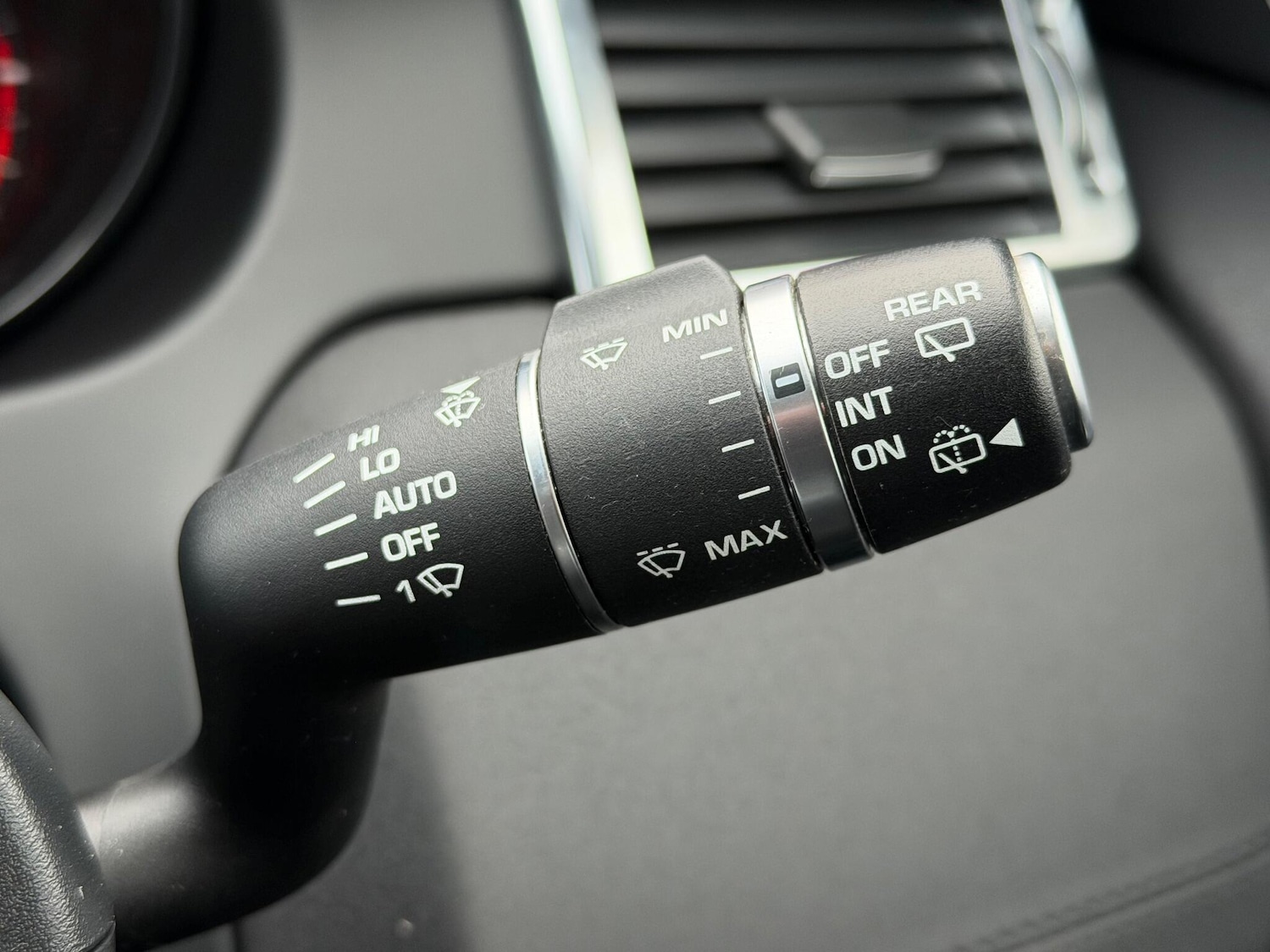 Used Land Rover Discovery Sport 2018 for sale - 77156170: Photo 48