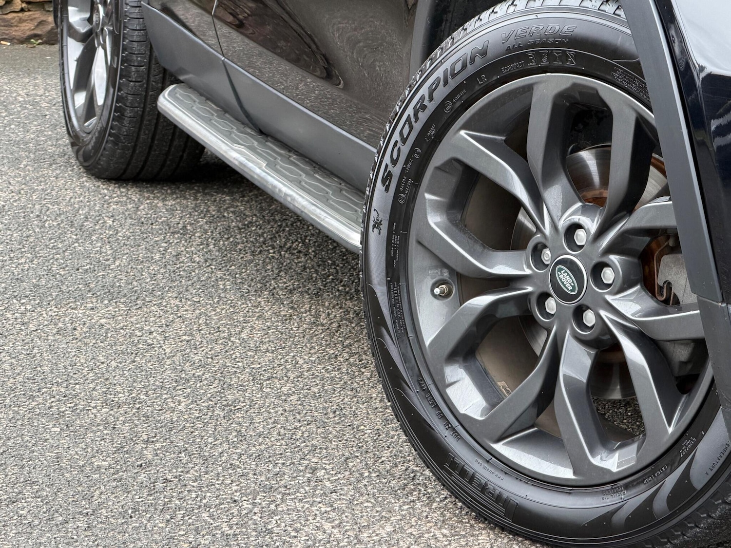 Used Land Rover Discovery Sport 2018 for sale - 77156170: Photo 50