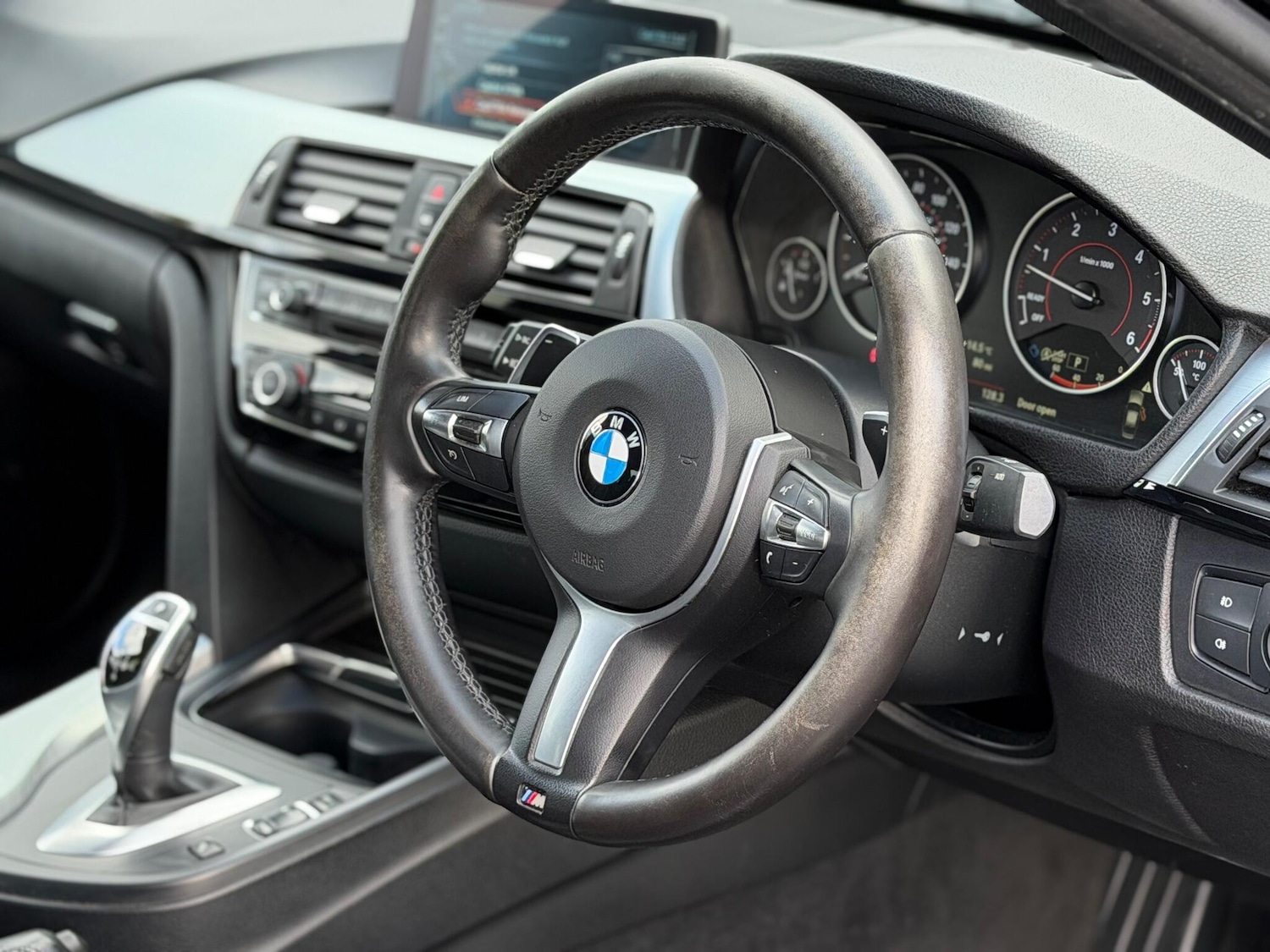 Used BMW 3 Series 2017 for sale - 76562323: Photo 13