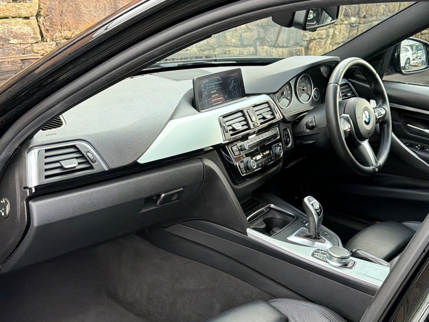 Used BMW 3 Series 2017 for sale - 76562323: Photo 14