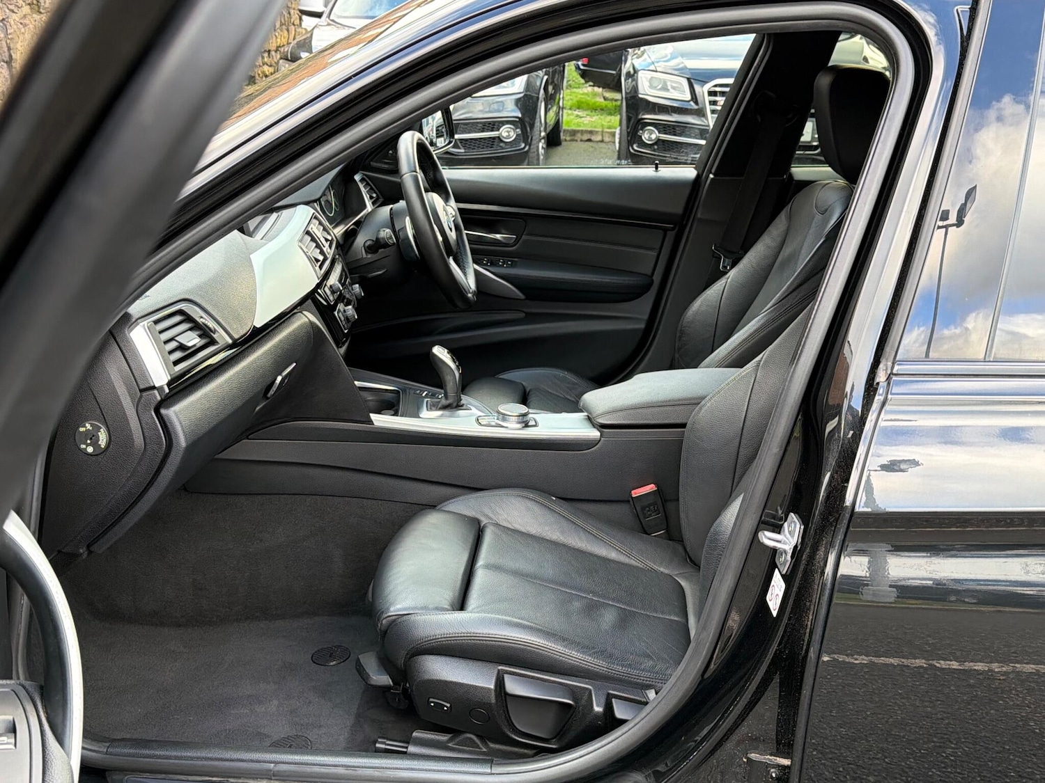 Used BMW 3 Series 2017 for sale - 76562323: Photo 16