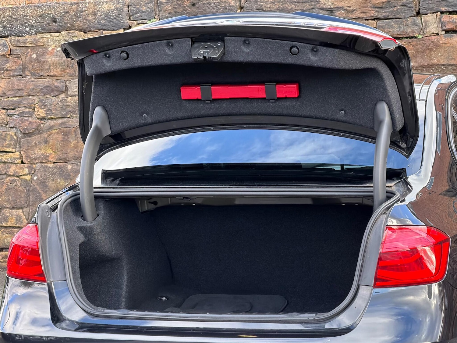 Used BMW 3 Series 2017 for sale - 76562323: Photo 20