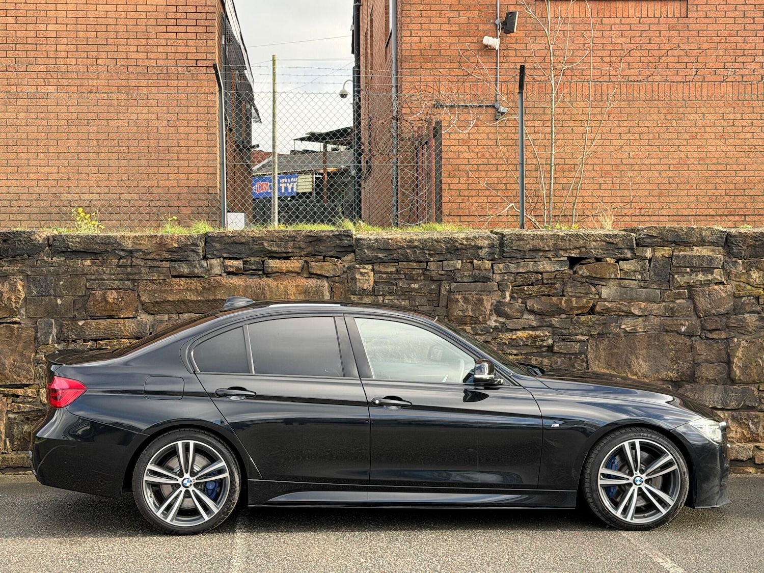 Used BMW 3 Series 2017 for sale - 76562323: Photo 8