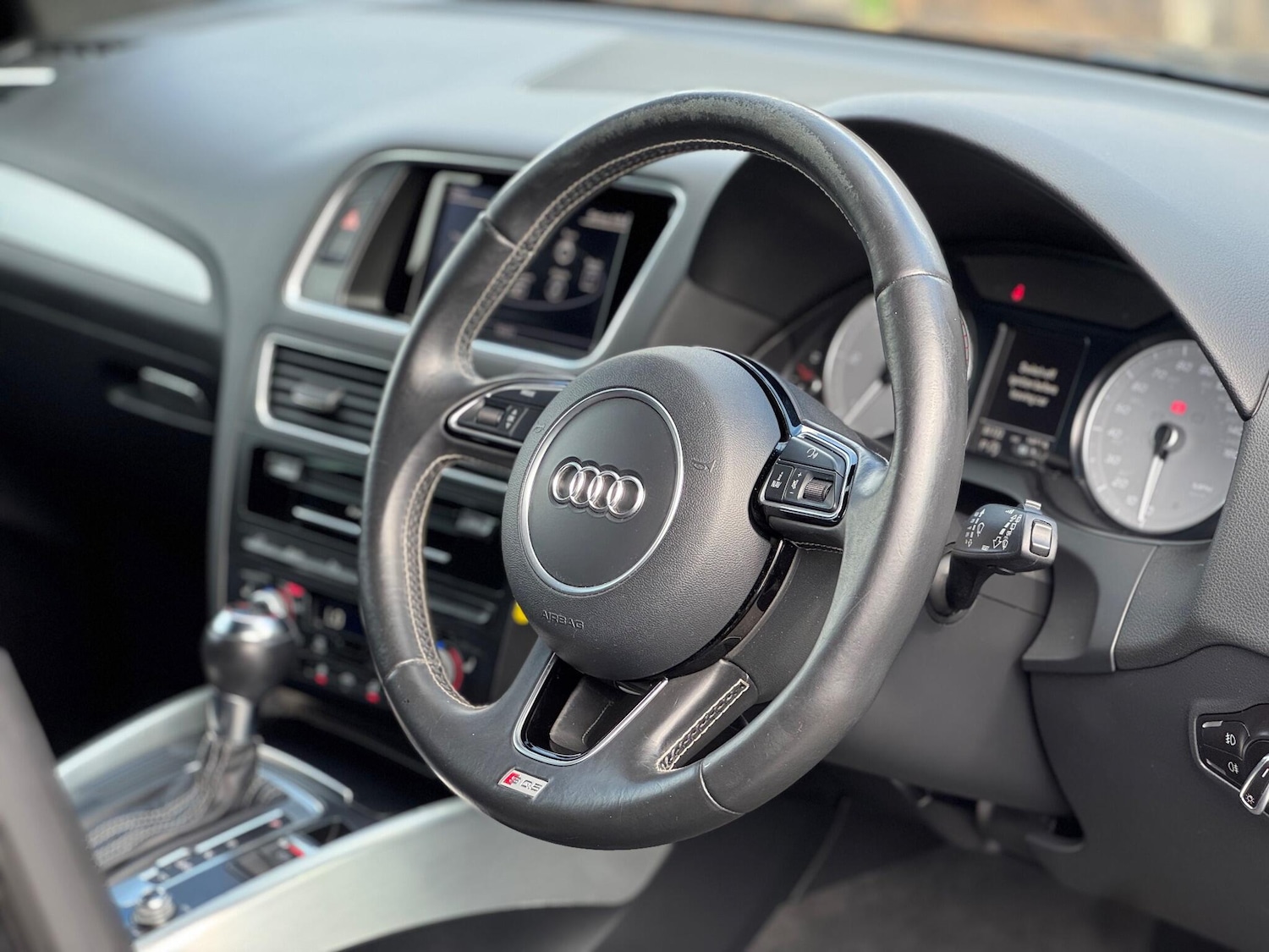 Used Audi Q5 2016 for sale - 76989247: Photo 12