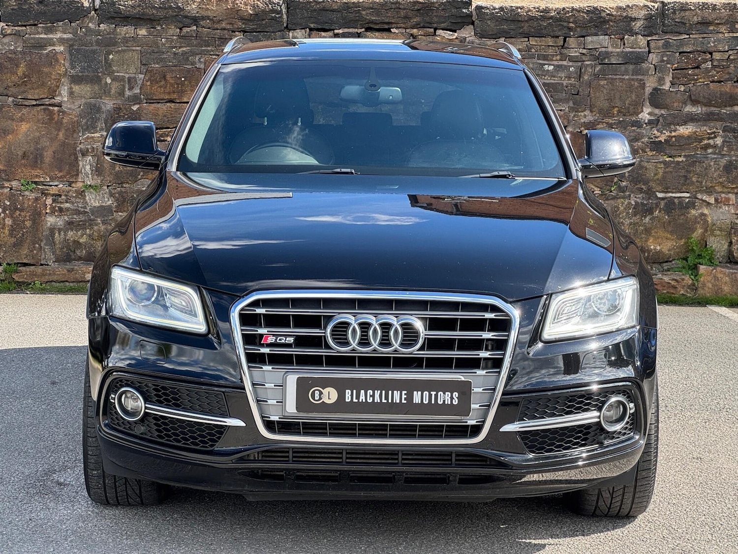 Used Audi Q5 2016 for sale - 76989247: Photo 2