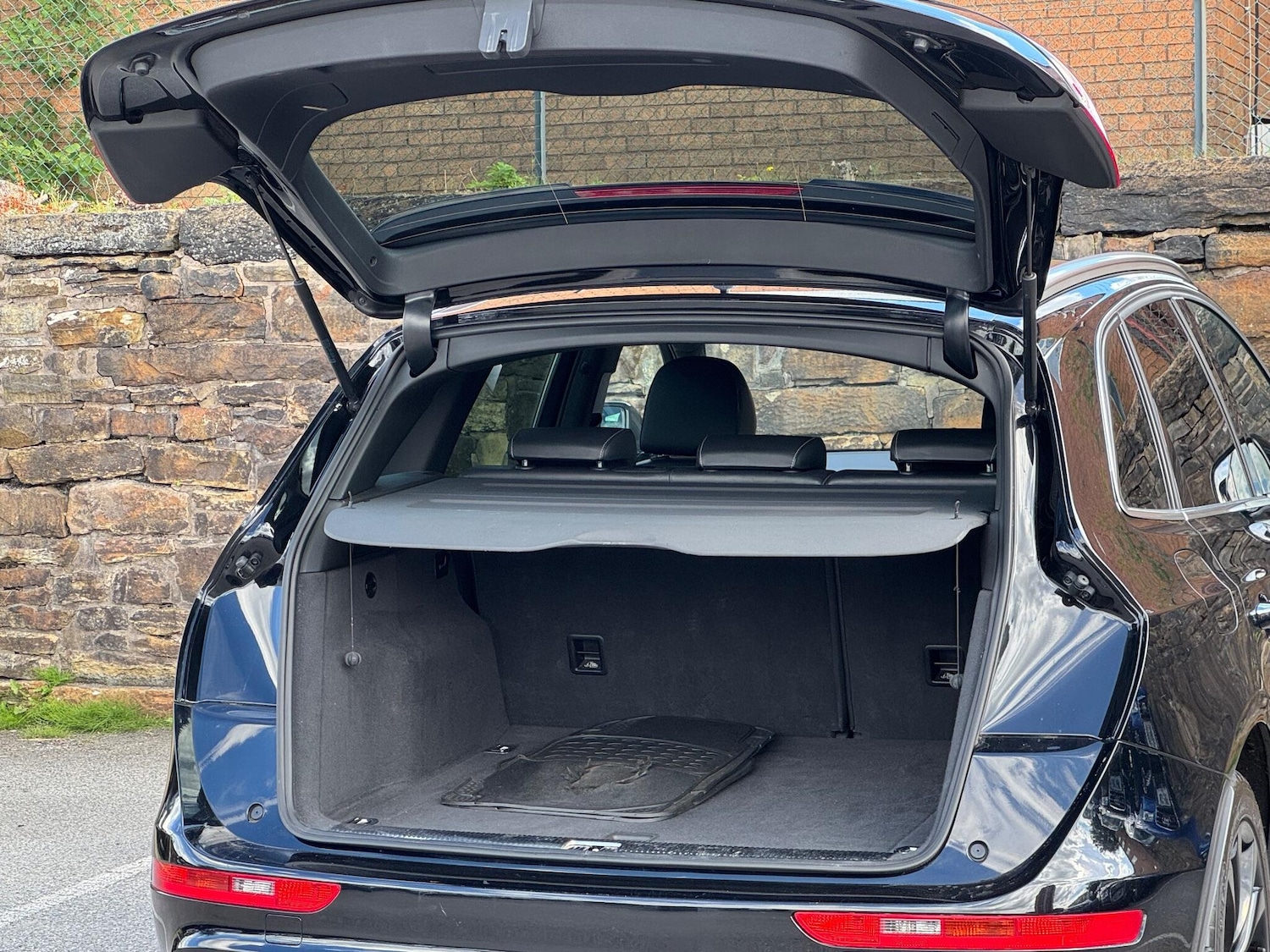 Used Audi Q5 2016 for sale - 76989247: Photo 20