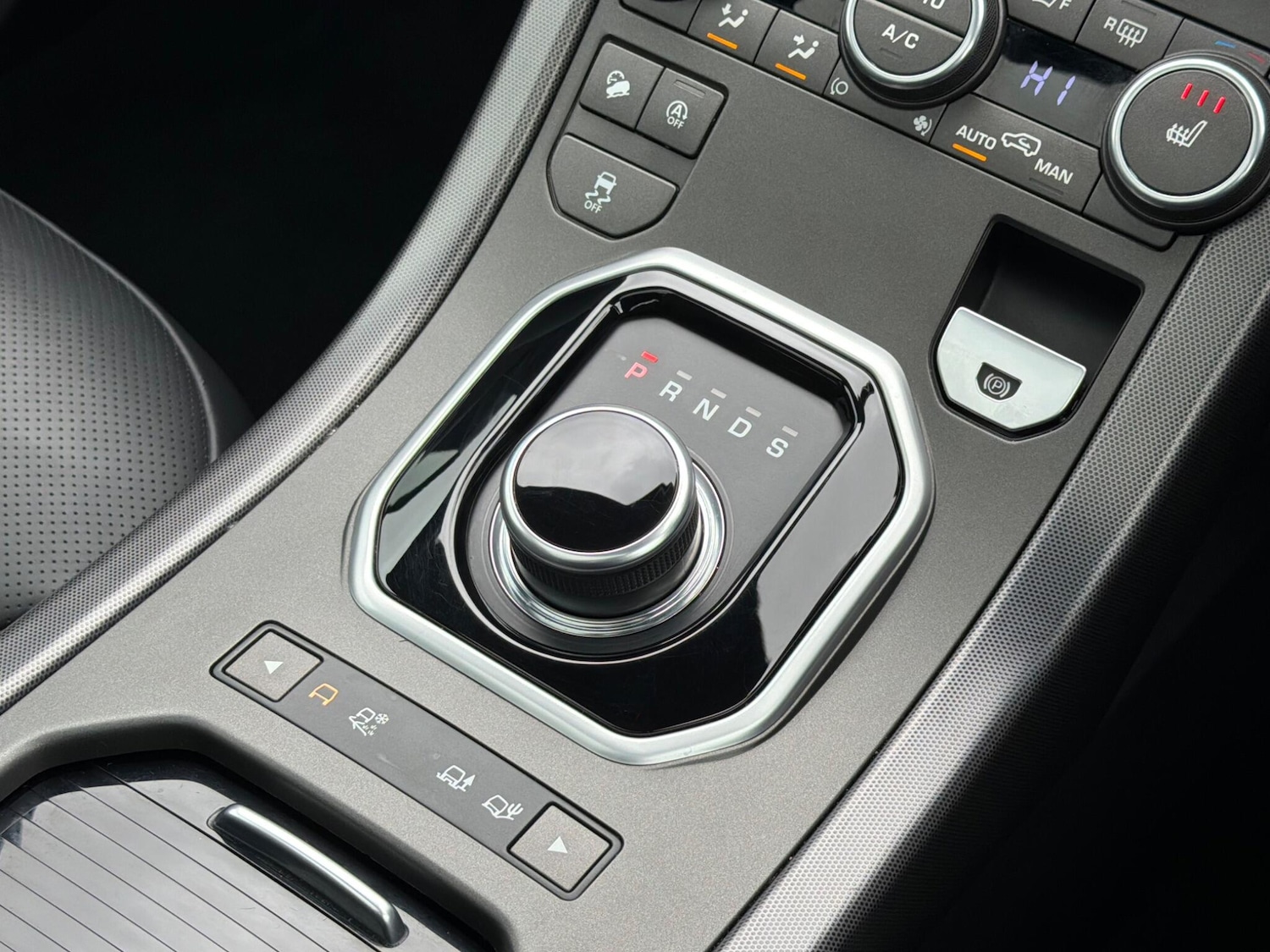 Used Land Rover Range Rover Evoque 2018 for sale - 76994746: Photo 40