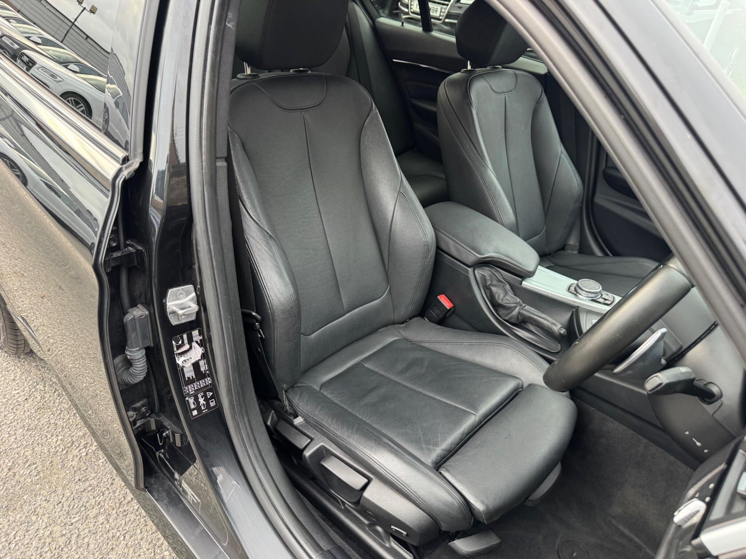 Used BMW 3 Series 2017 for sale - 76161109: Photo 17