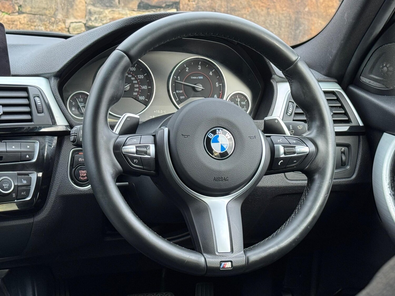 Used BMW 3 Series 2017 for sale - 76161109: Photo 24