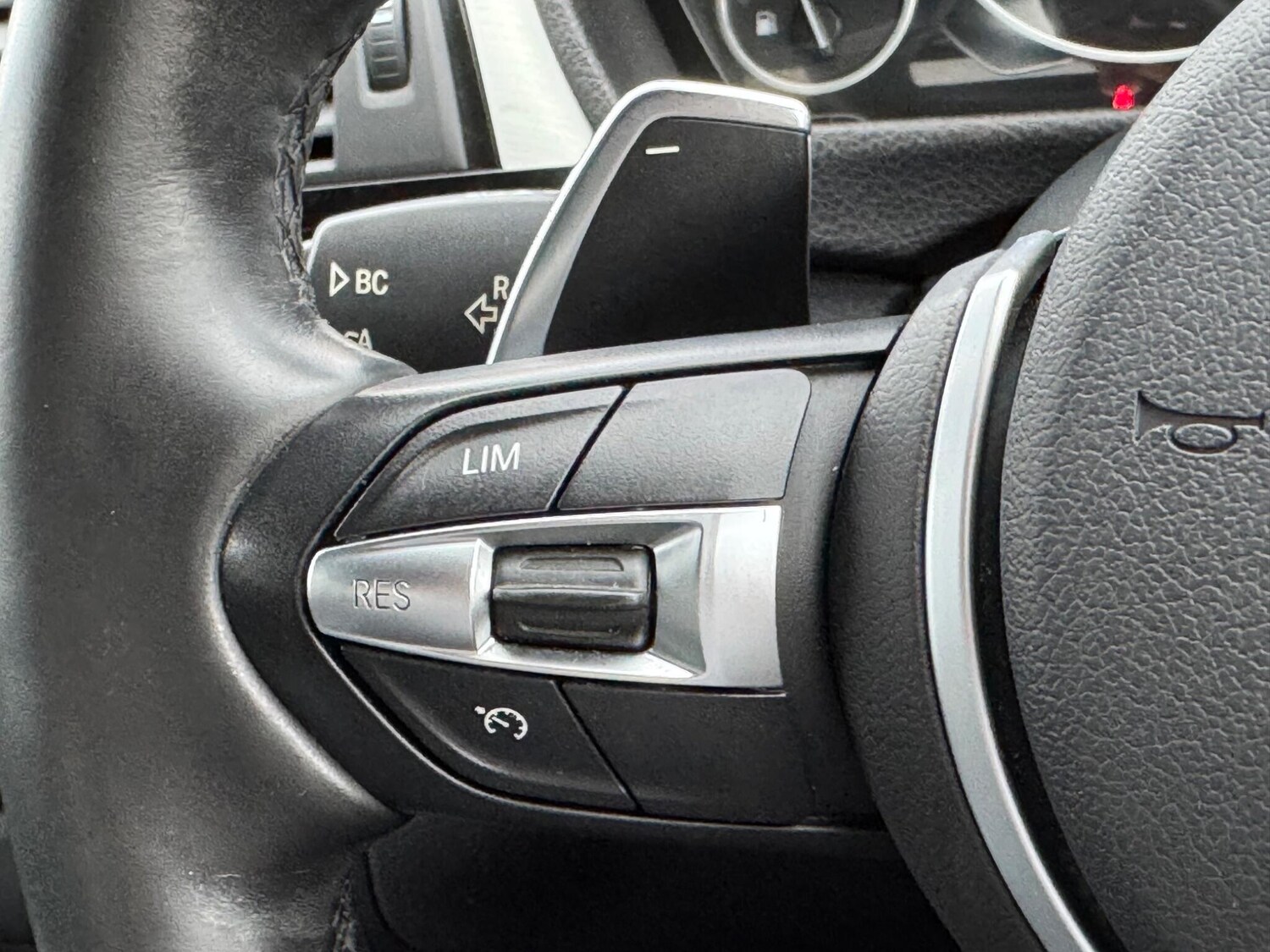 Used BMW 3 Series 2017 for sale - 76161109: Photo 26