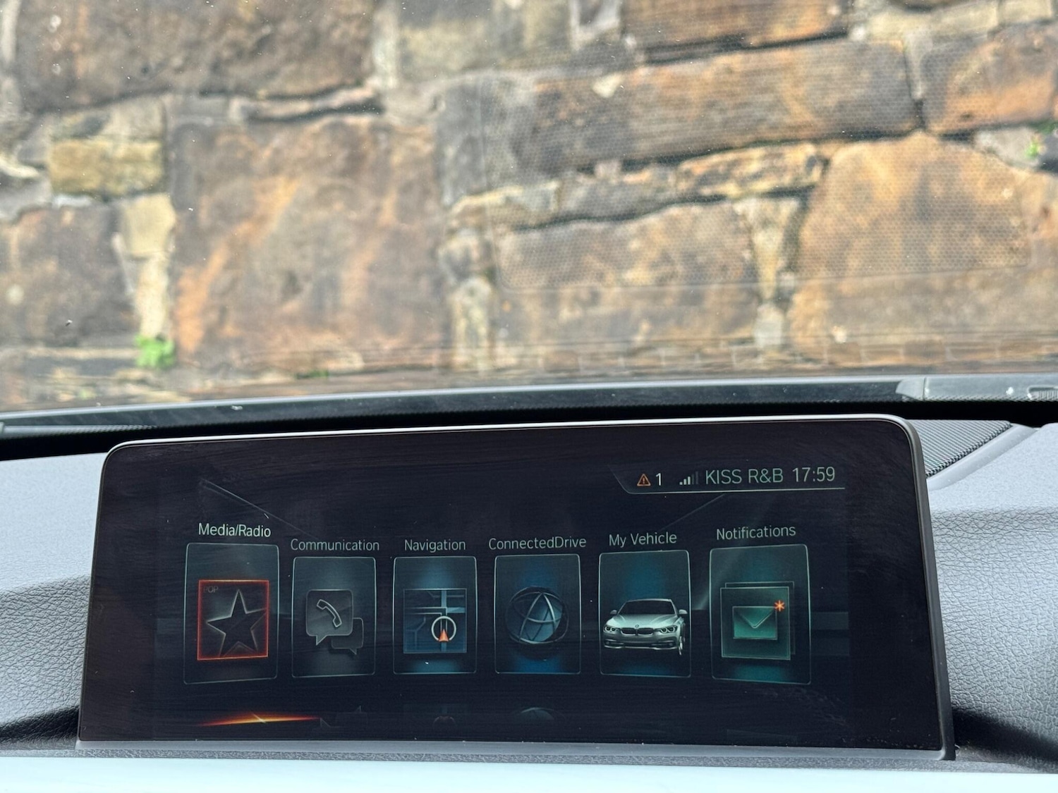 Used BMW 3 Series 2017 for sale - 76161109: Photo 28