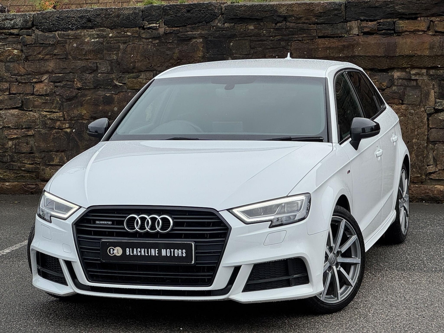 Used Audi A3 2018 for sale - 76318040: Photo 3