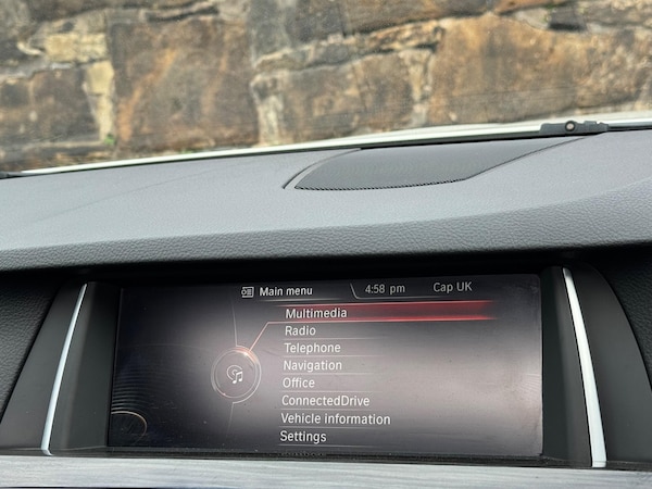 Used BMW 5 Series 2015 for sale - 76161111: Photo 31