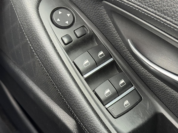 Used BMW 5 Series 2015 for sale - 76161111: Photo 57