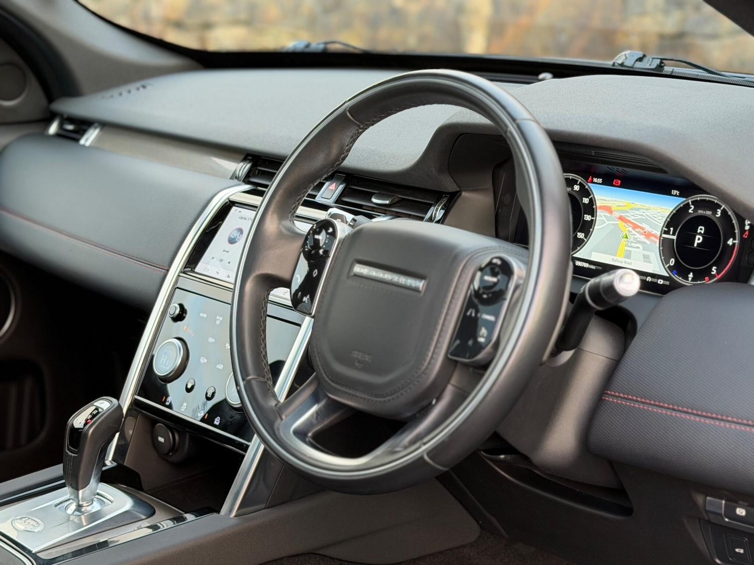 Used Land Rover Discovery Sport 2019 for sale - 76360277: Photo 13