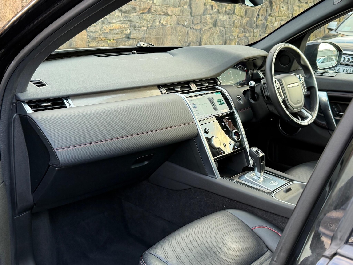 Used Land Rover Discovery Sport 2019 for sale - 76360277: Photo 14